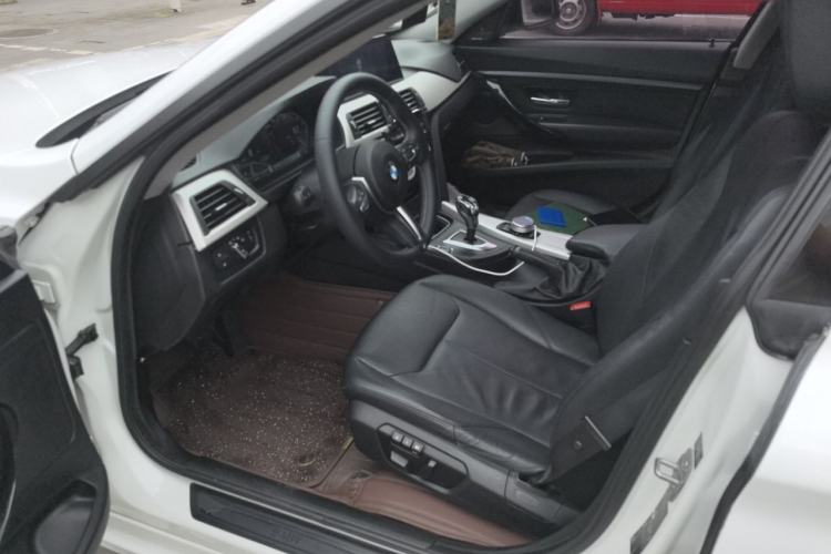 Used BMW 3 Series GT 2014 320i Leading Model Left Front Seat