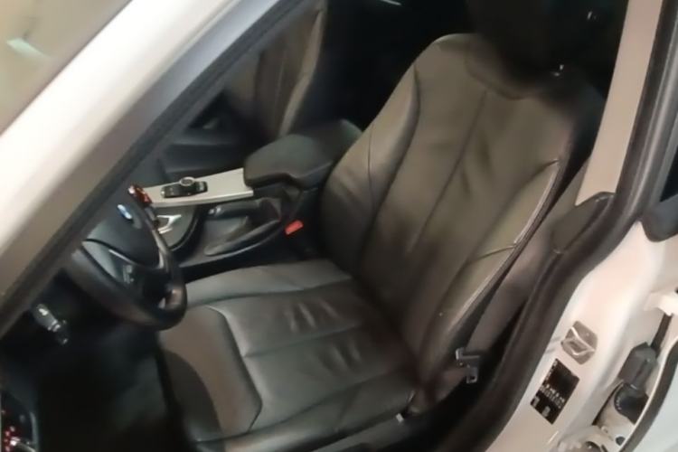 Used BMW 3 Series GT 2014 320i Leading Model Left Front Seat