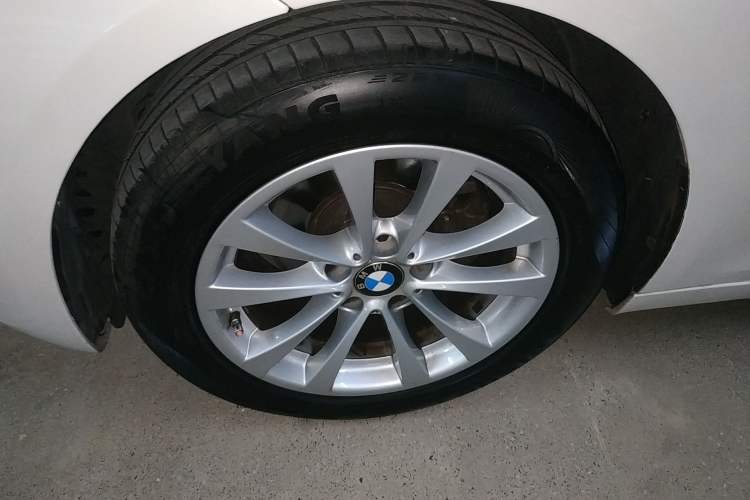 Used BMW 3 Series GT 2014 320i Leading Model Left Front Wheel Hub