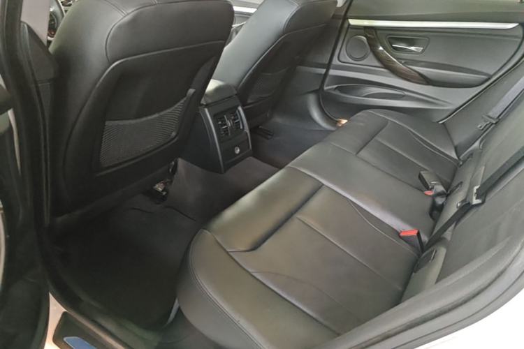 Used BMW 3 Series GT 2014 320i Design Package Model Left Rear Seat