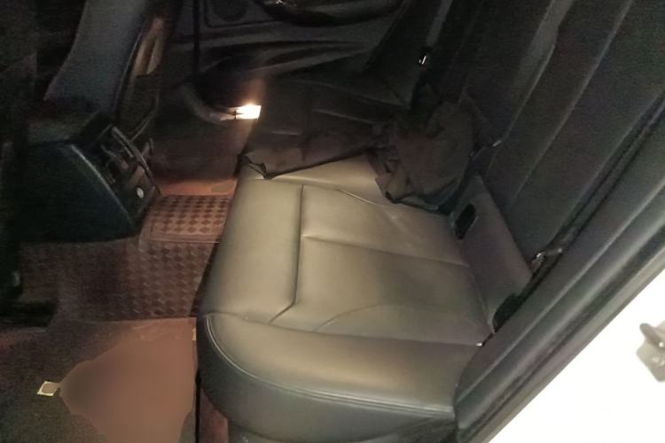 Used BMW 3 Series GT 2014 320i Leading Model Left Rear Seat