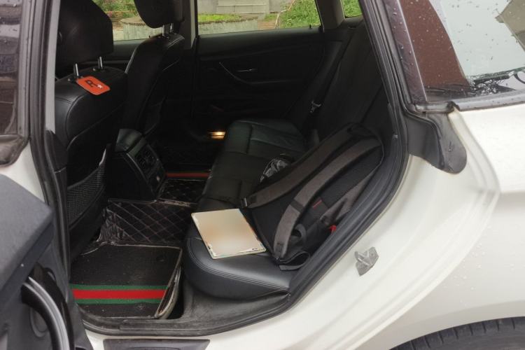 Used BMW 3 Series GT 2014 320i Leading Model Left Rear Seat