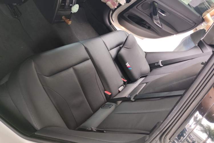 Used BMW 3 Series GT 2014 320i Leading Model Left Rear Seat