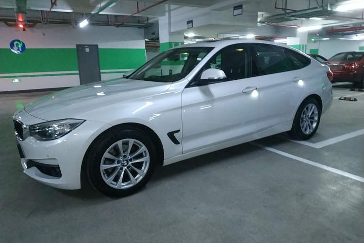 Used BMW 3 Series GT 2014 320i Leading Model Left Side