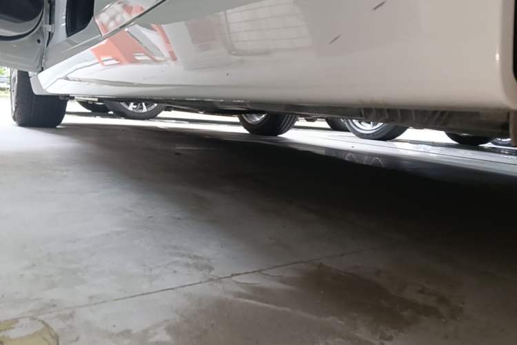 Used BMW 3 Series GT 2014 328i Design Package Model Left Side Sill