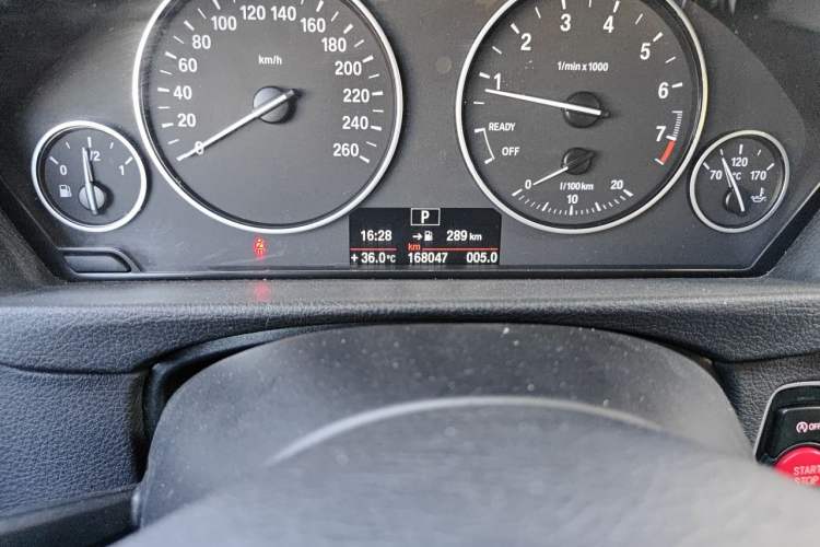 Used BMW 3 Series GT  Odometer Close Up