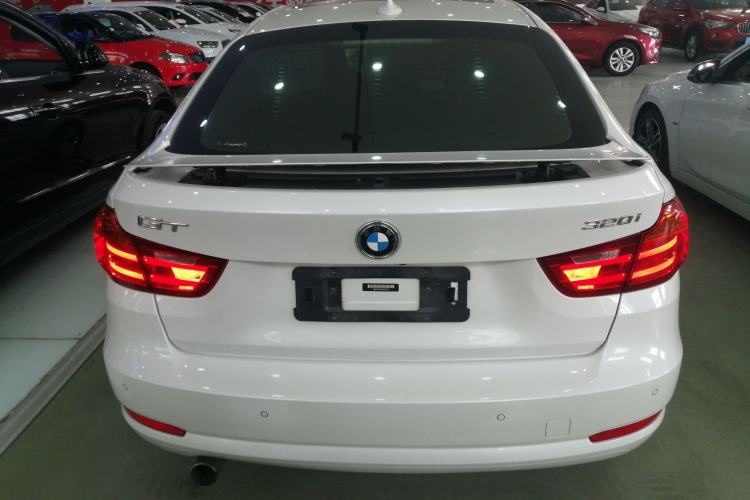 Used BMW 3 Series GT 2014 320i Leading Model Rear