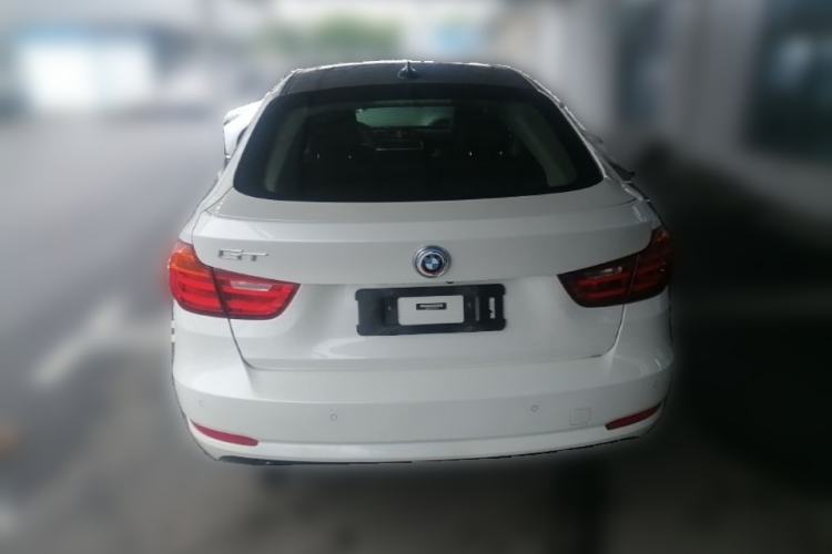 Used BMW 3 Series GT 2014 320i Leading Model Rear