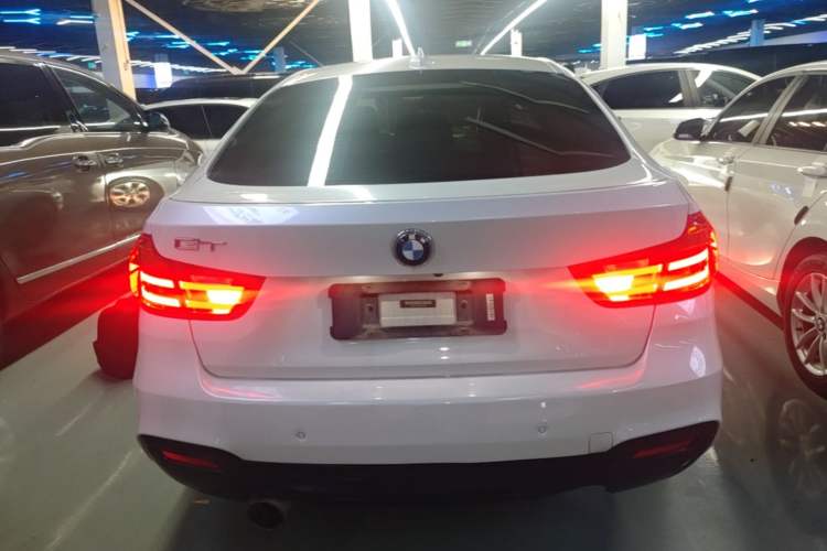 Used BMW 3 Series GT 2014 320i Leading Model Rear