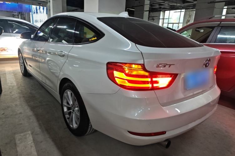 Used BMW 3 Series GT 2014 320i Leading Model Rear Left 45 Deg