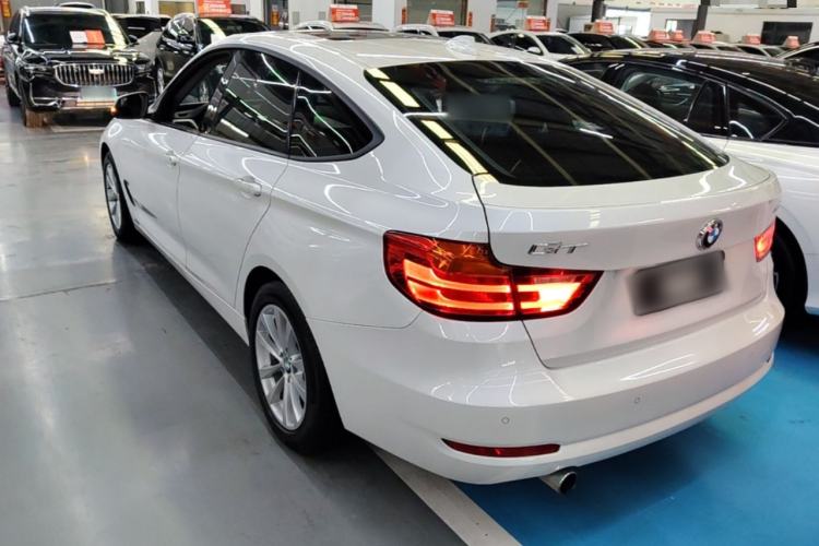 Used BMW 3 Series GT 2014 320i Leading Model Rear Left 45 Deg