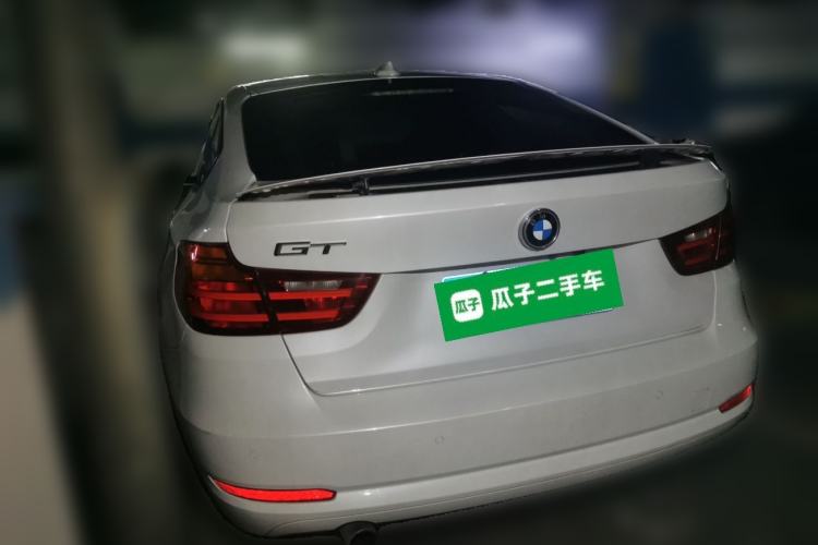 Used BMW 3 Series GT 2014 320i Leading Model Rear Left 45 Deg