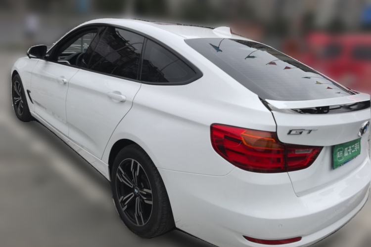 Used BMW 3 Series GT 2014 320i Leading Model Rear Left 45 Deg