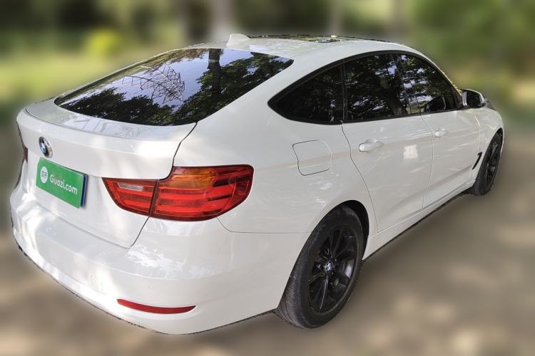 Used BMW 3 Series GT 2014 320i Leading Model Rear Right 45 Deg