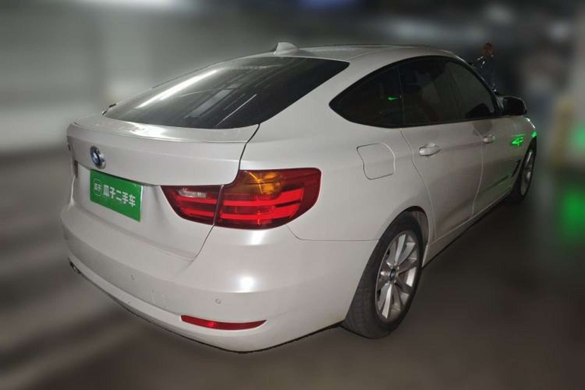 Used BMW 3 Series GT 2014 320i Leading Model Rear Right 45 Deg