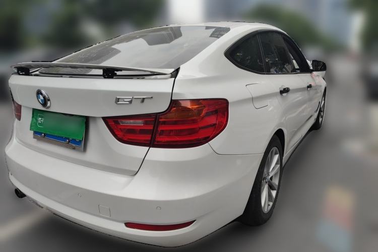 Used BMW 3 Series GT 2014 320i Leading Model Rear Right 45 Deg