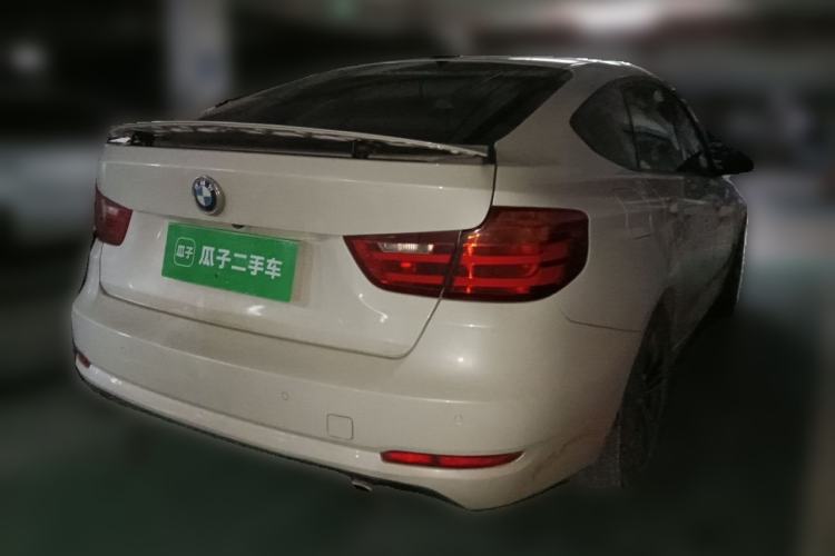 Used BMW 3 Series GT 2014 320i Leading Model Rear Right 45 Deg