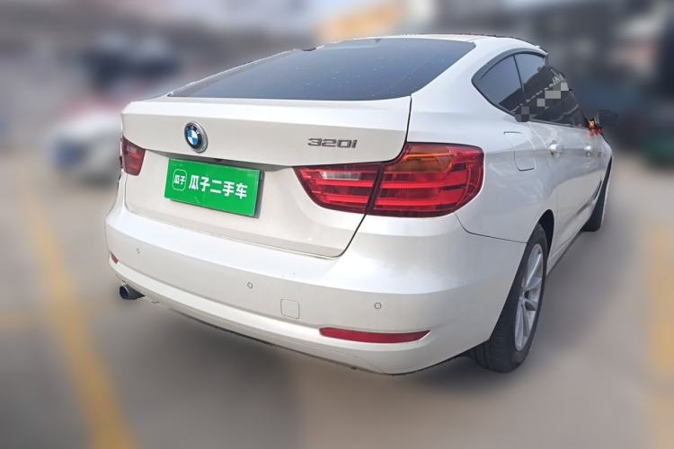 Used BMW 3 Series GT 2014 320i Leading Model Rear Right 45 Deg
