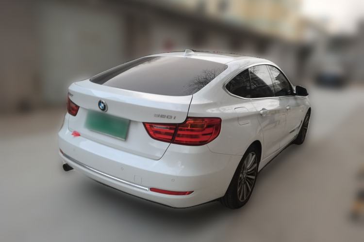 Used BMW 3 Series GT 2014 320i Design Package Model Rear Right 45 Deg