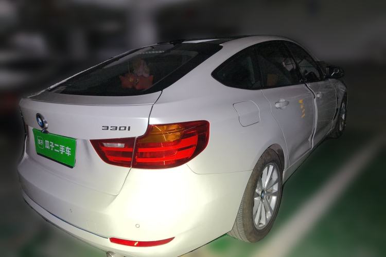 Used BMW 3 Series GT 2014 320i Leading Model Rear Right 45 Deg