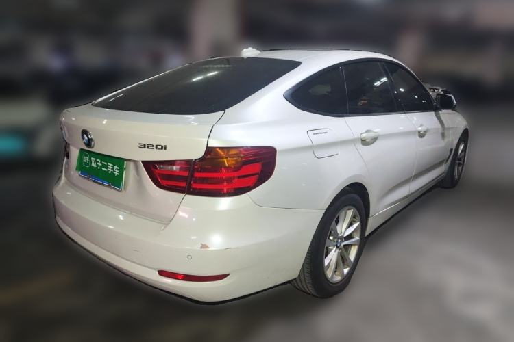 Used BMW 3 Series GT 2014 320i Leading Model Rear Right 45 Deg