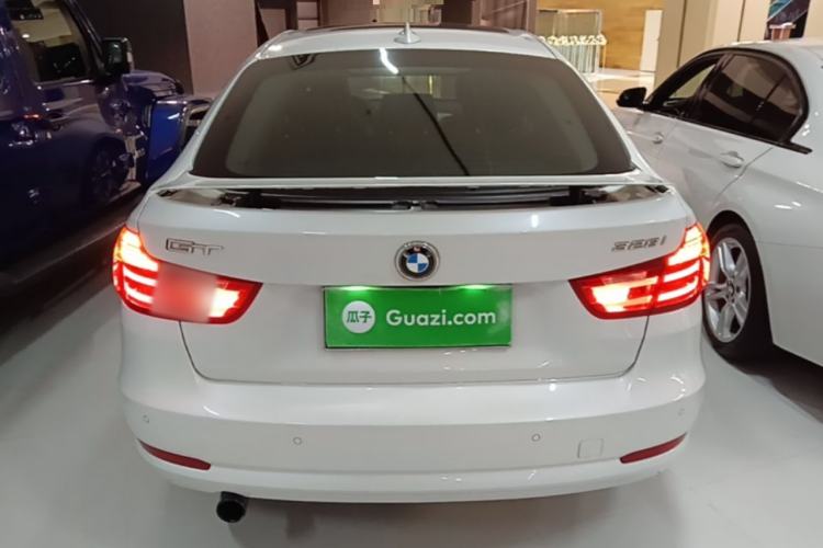 Used BMW 3 Series GT 2014 320i Leading Model Rear