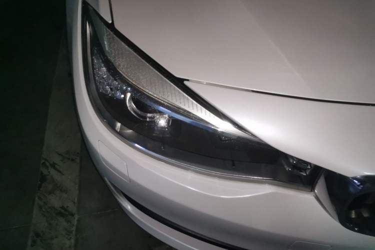 Used BMW 3 Series GT 2014 320i Leading Model Right Front Headlight
