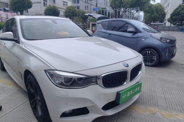 Used BMW 3 Series GT 2014 328i Design Package Model Right Front Headlight