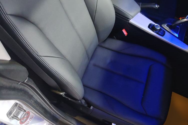 Used BMW 3 Series GT 2014 320i Leading Model Right Front Seat