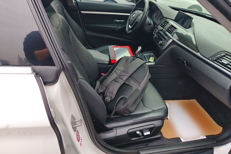 Used BMW 3 Series GT 2014 320i Leading Model Right Front Seat