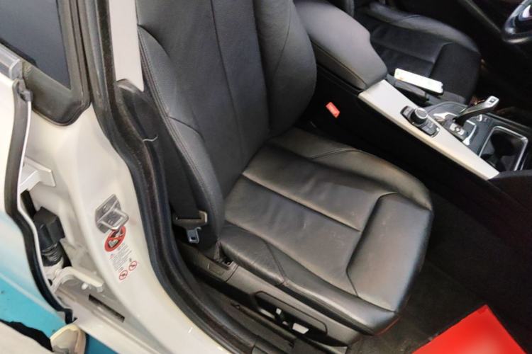 Used BMW 3 Series GT 2014 320i Leading Model Right Front Seat