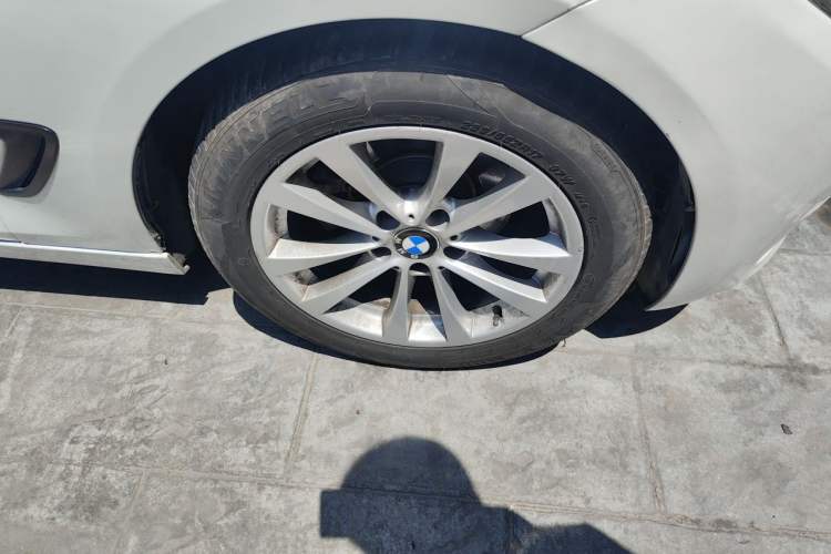 Used BMW 3 Series GT 2014 320i Leading Model Right Front Wheel Hub