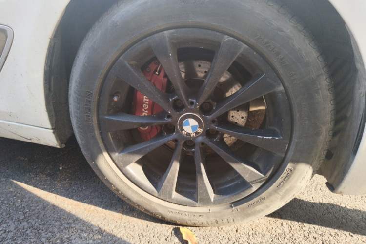Used BMW 3 Series GT 2014 320i Leading Model Right Front Wheel Hub