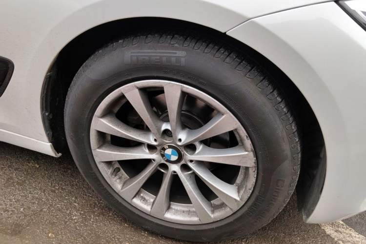 Used BMW 3 Series GT 2014 320i Leading Model Right Front Wheel Hub