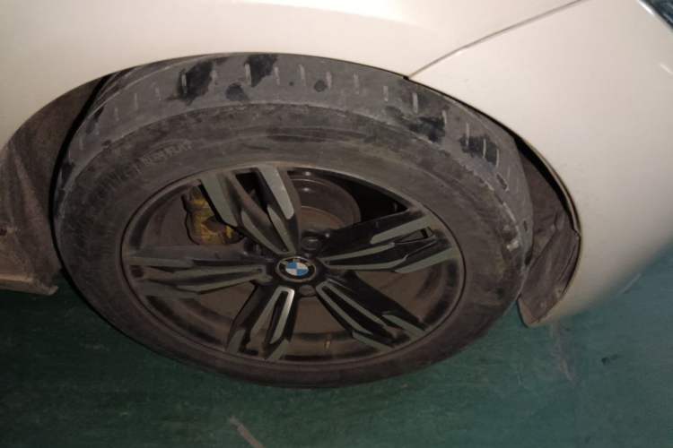 Used BMW 3 Series GT 2014 320i Leading Model Right Front Wheel Hub