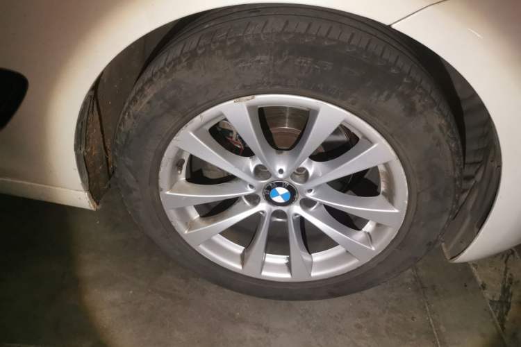 Used BMW 3 Series GT 2014 320i Leading Model Right Front Wheel Hub