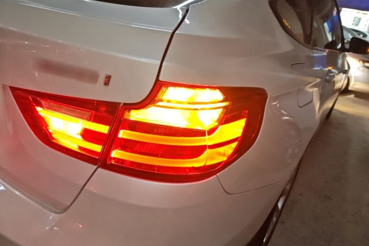 Used BMW 3 Series GT 2014 320i Leading Model Right Rear Taillight