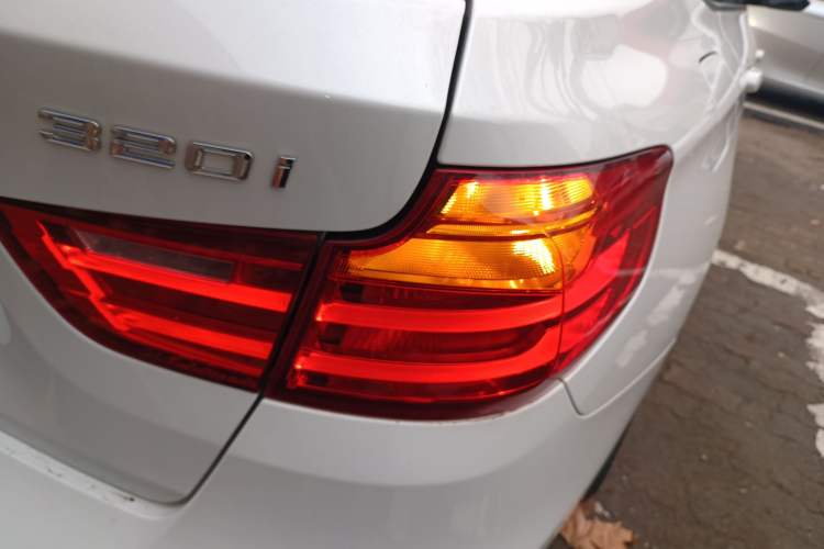 Used BMW 3 Series GT 2014 320i Leading Model Right Rear Taillight
