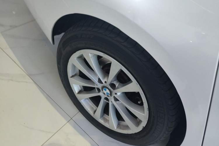 Used BMW 3 Series GT 2014 320i Leading Model Right Rear Wheel Hub