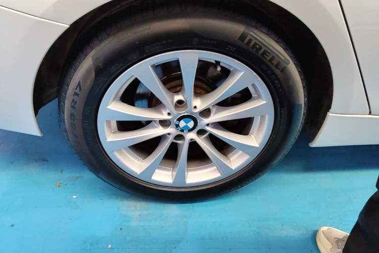 Used BMW 3 Series GT 2014 320i Leading Model Right Rear Wheel Hub
