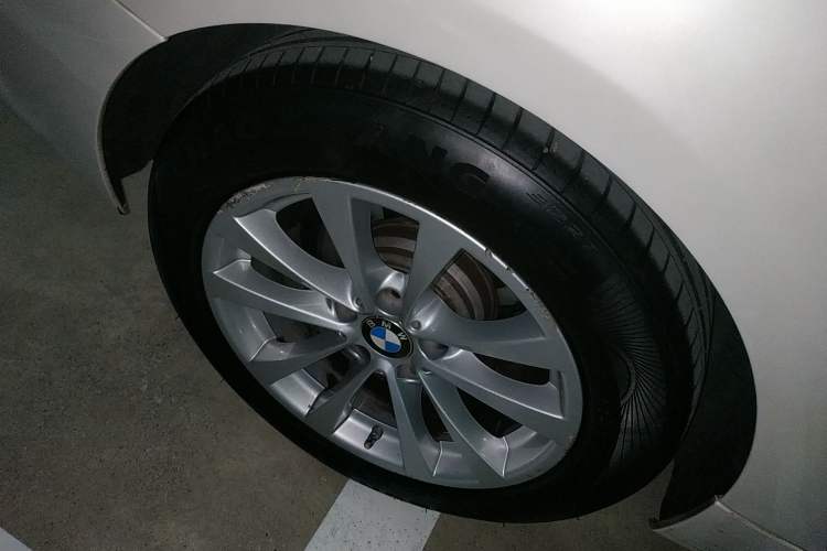 Used BMW 3 Series GT 2014 320i Leading Model Right Rear Wheel Hub