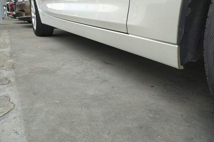 Used BMW 3 Series GT 2014 320i Leading Model Right Side Sill