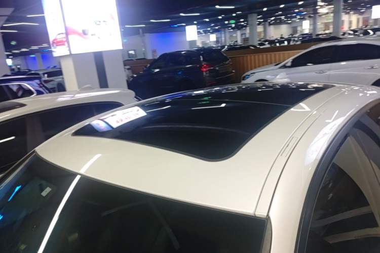 Used BMW 3 Series GT 2014 320i Leading Model Roof