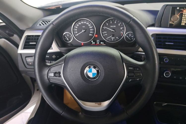 Used BMW 3 Series GT 2014 320i Leading Model Steering Wheel