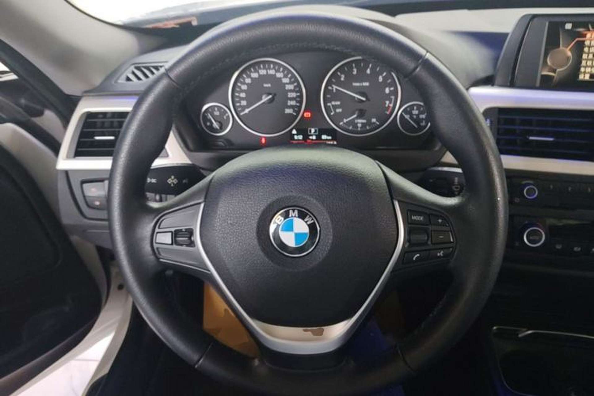 Used BMW 3 Series GT 2014 320i Leading Model Steering Wheel