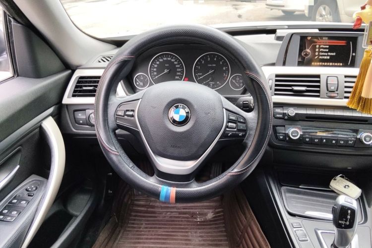 Used BMW 3 Series GT 2014 320i Leading Model Steering Wheel