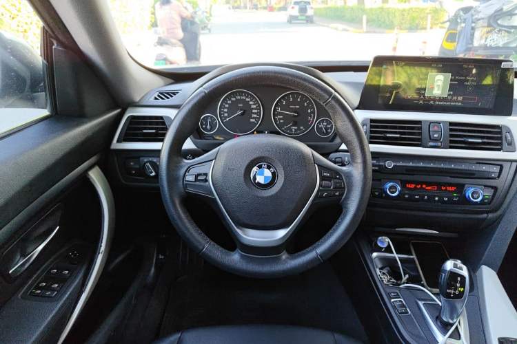 Used BMW 3 Series GT  Steering Wheel