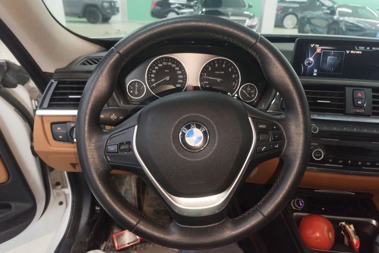 Used BMW 3 Series GT 2014 320i Design Package Model Steering Wheel