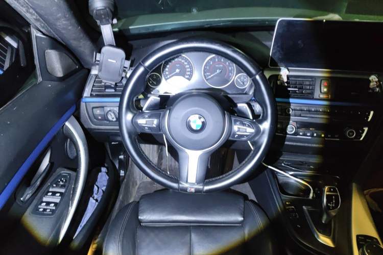 Used BMW 3 Series GT 2014 328i Design Package Model Steering Wheel