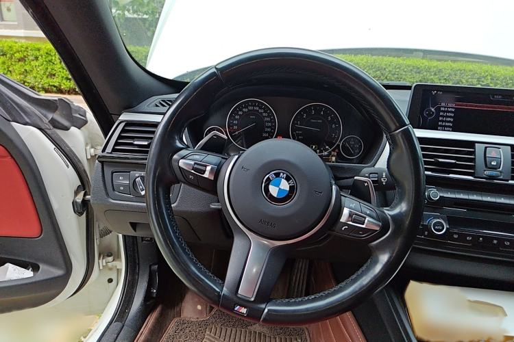 Used BMW 3 Series GT 2014 328i Design Package Model Steering Wheel